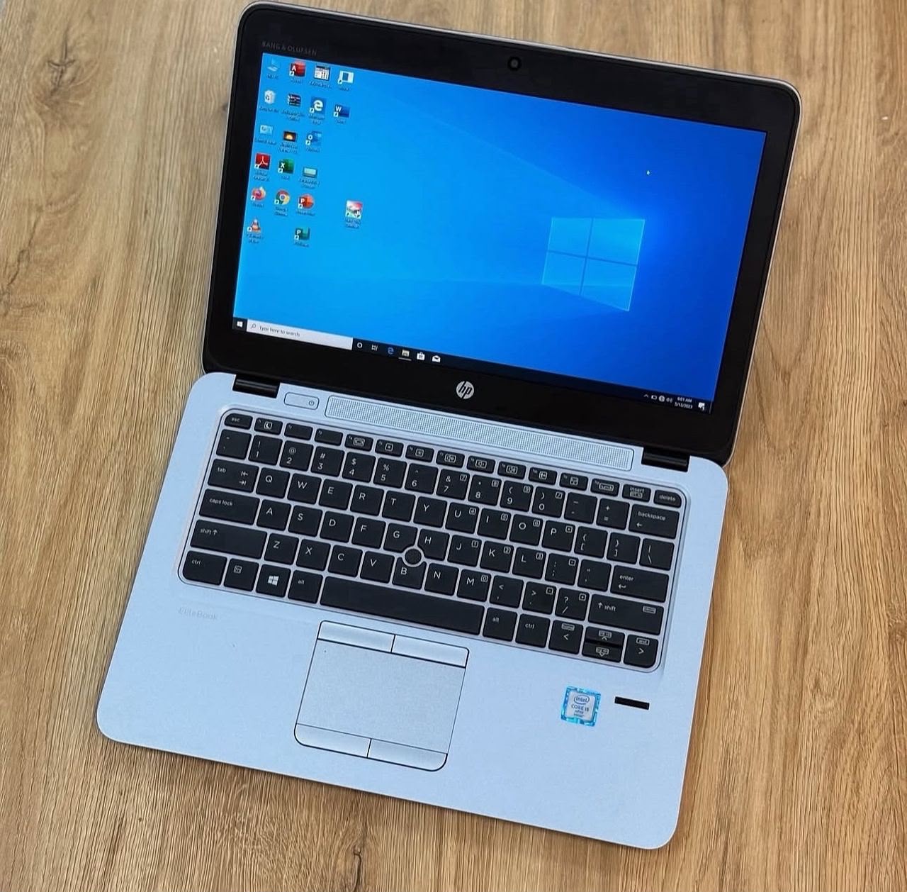 Hp elitebook 820 g3 - ram 8/ssd 256