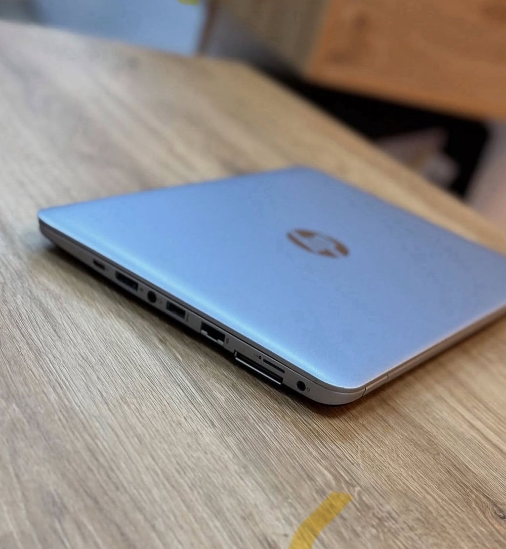 Hp elitebook 820 g3 - ram 8/ssd 256