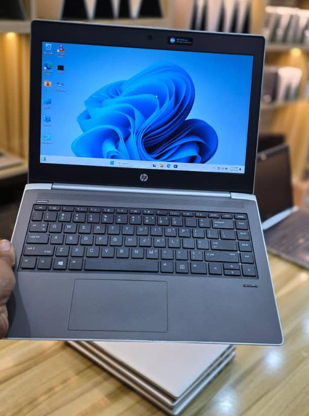 HP ProBook 430 g5 - Core i5 8th gen 8/256ssd