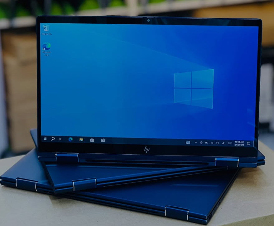 HP DRAGONFLY  TOUCH SCREEN - X360 ROTATION- i5 8th gen - RAM 16B - SSD 256
